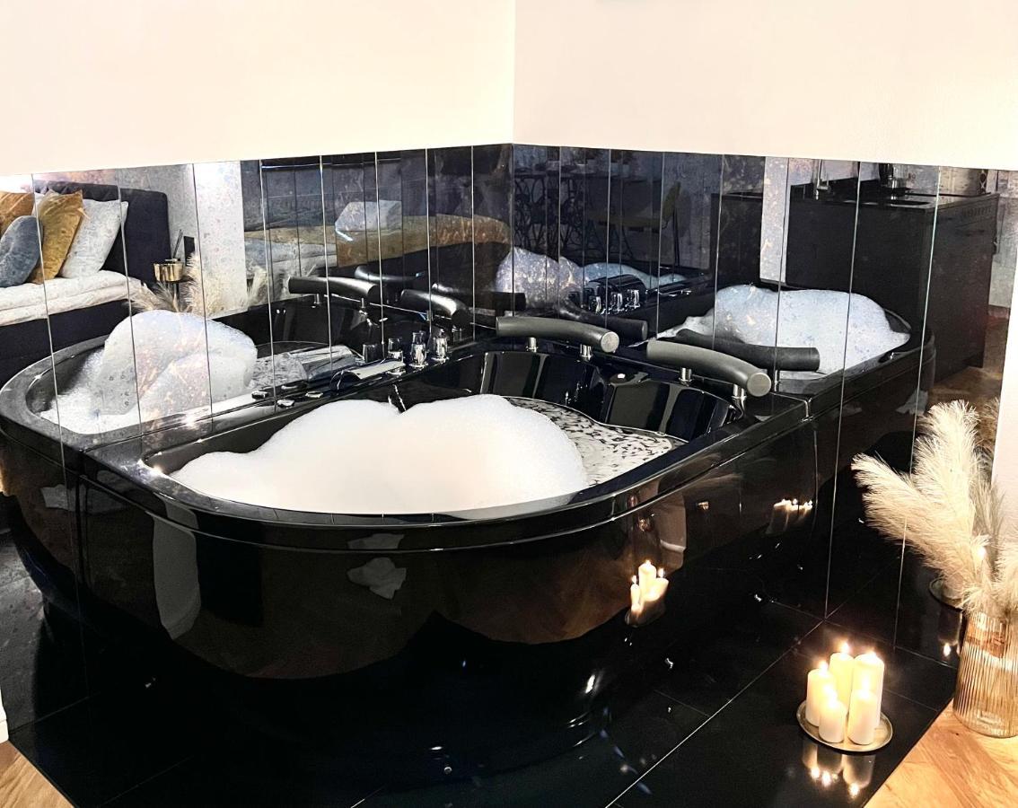 Krakow Old Town Apartment Jacuzzi - Wymeldowanie Do 13 Exteriér fotografie